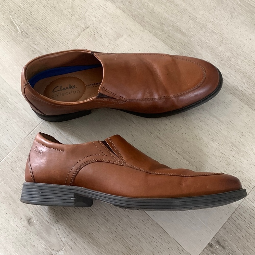 Clarks Loafer Whiddon Step‎ Dark Tan Leather size 9 casual dressy